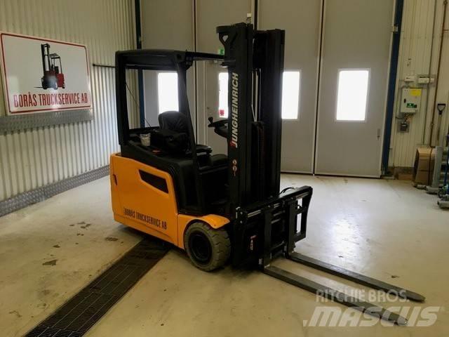 Jungheinrich EFG 220 Stivuitor electric