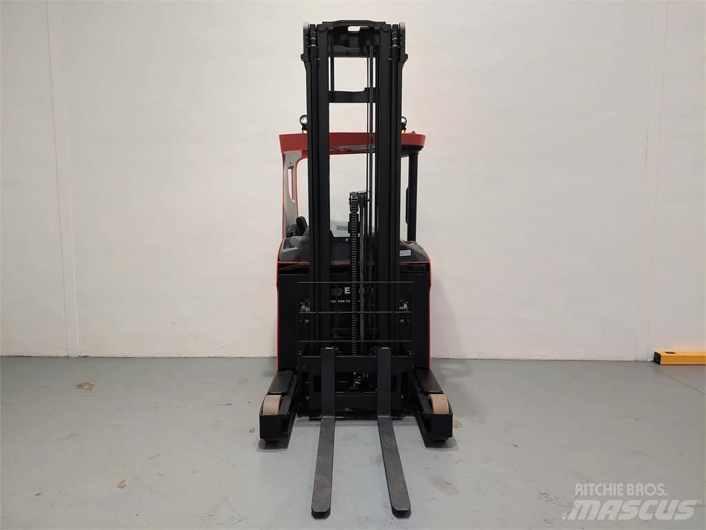 BT RRE 140 HC Stivuitor cu catarg retractabil