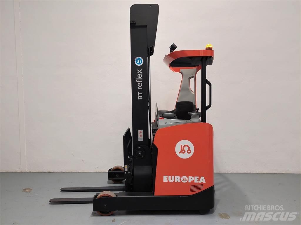 BT RRE 140 HC Stivuitor cu catarg retractabil