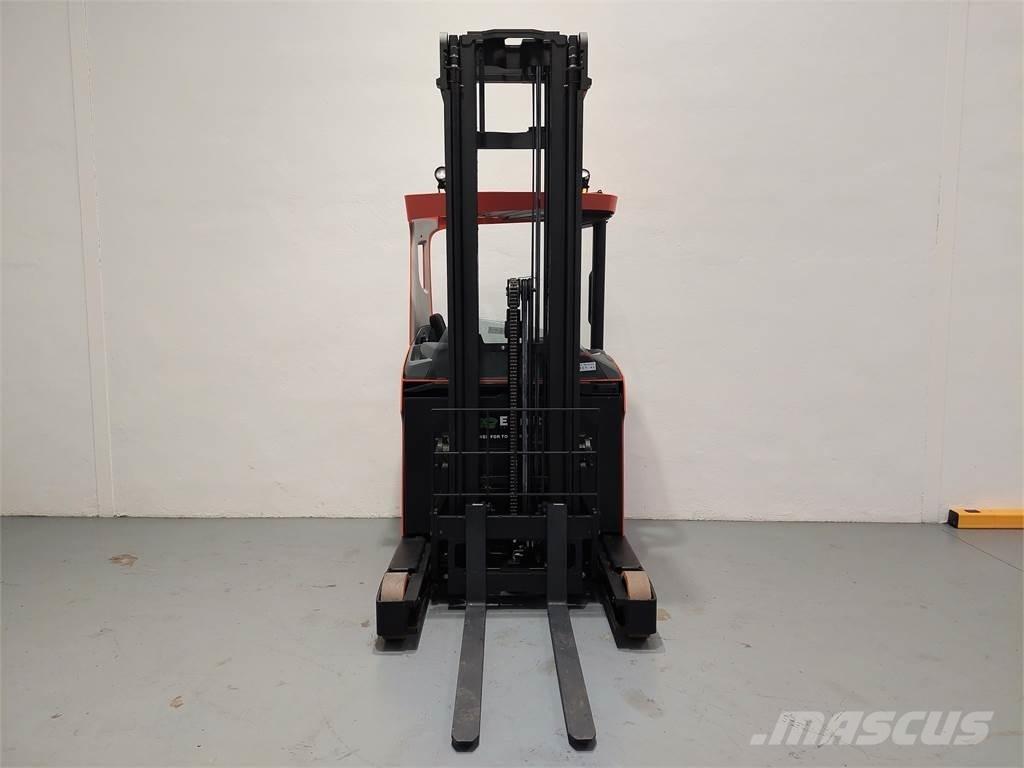 BT RRE 140 HC Stivuitor cu catarg retractabil