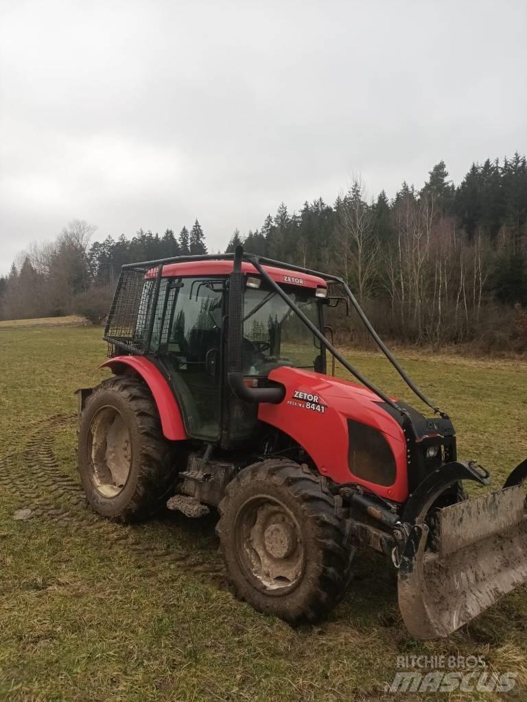 Zetor Proxima 8441 Tractoare