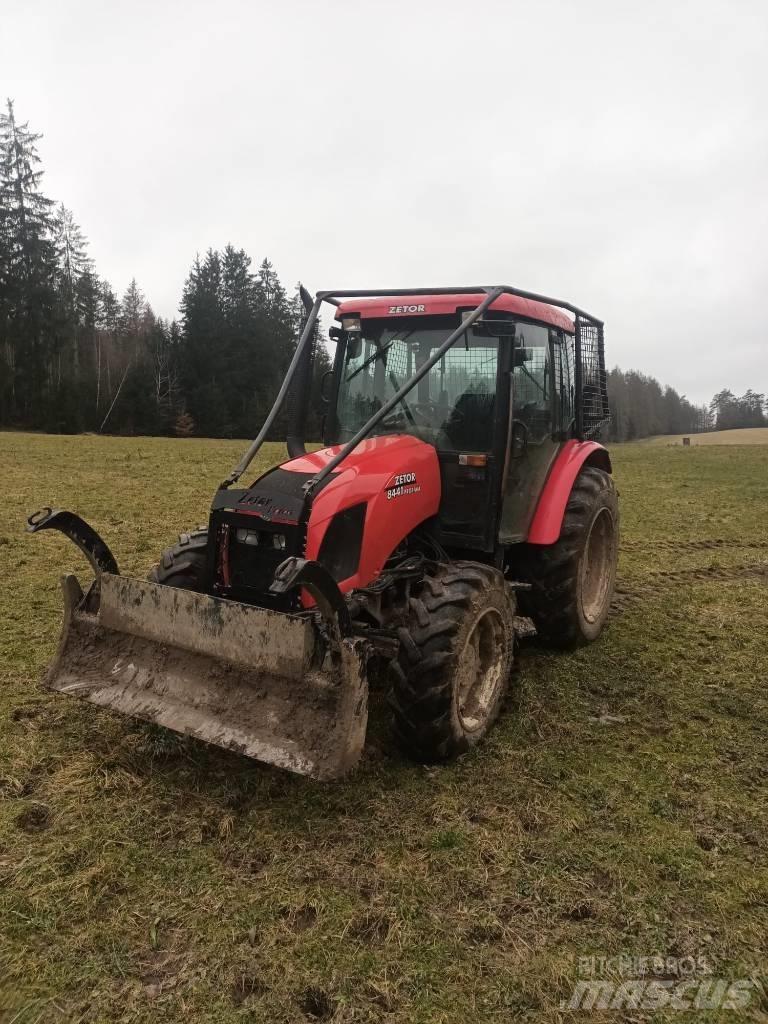 Zetor Proxima 8441 Tractoare