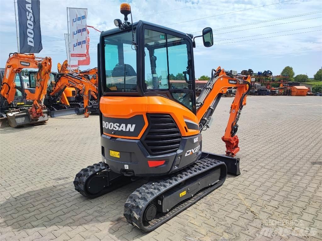 Doosan DX27z Mini excavatoare < 7t