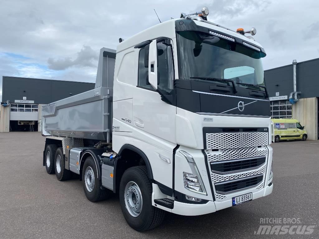 Volvo FH540 8x4 Autobasculanta