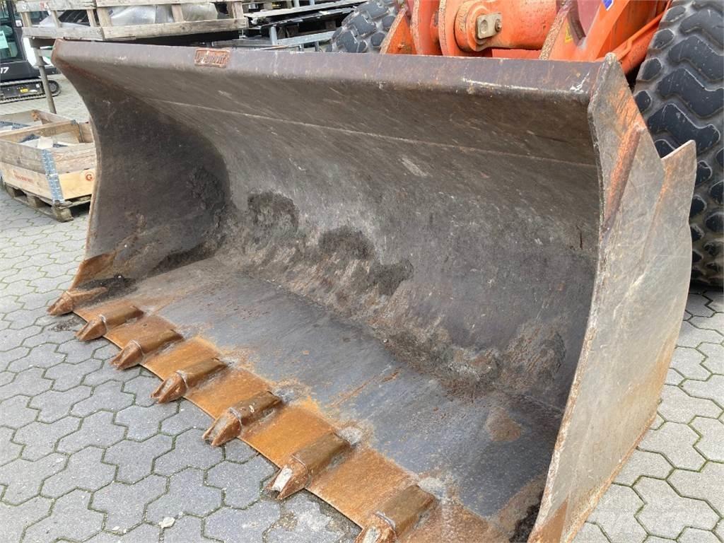 Fiat-Hitachi W 190 Incarcator pe pneuri