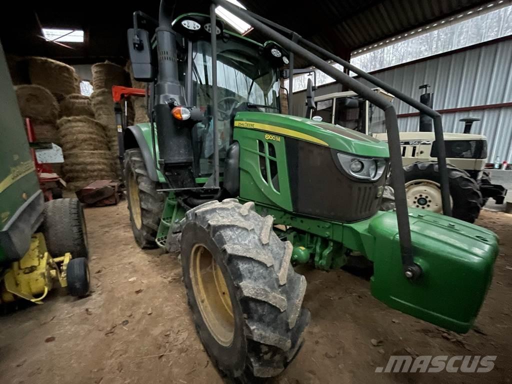 John Deere 6100 M Tractoare