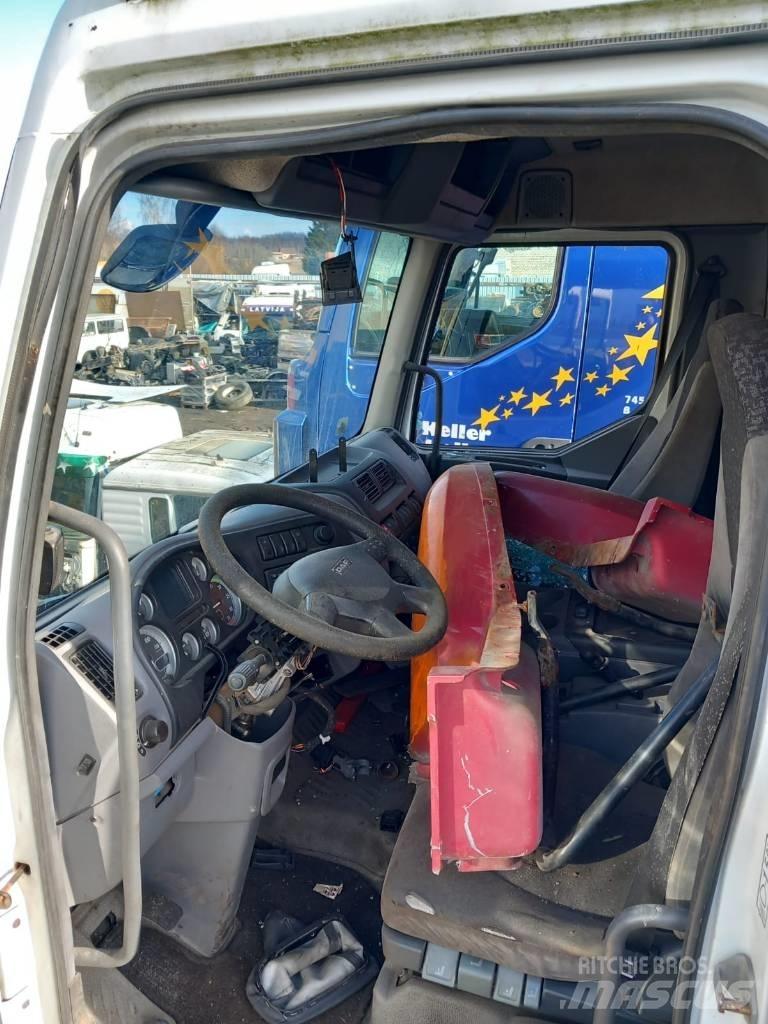 DAF LF45.160 Cabine si interior