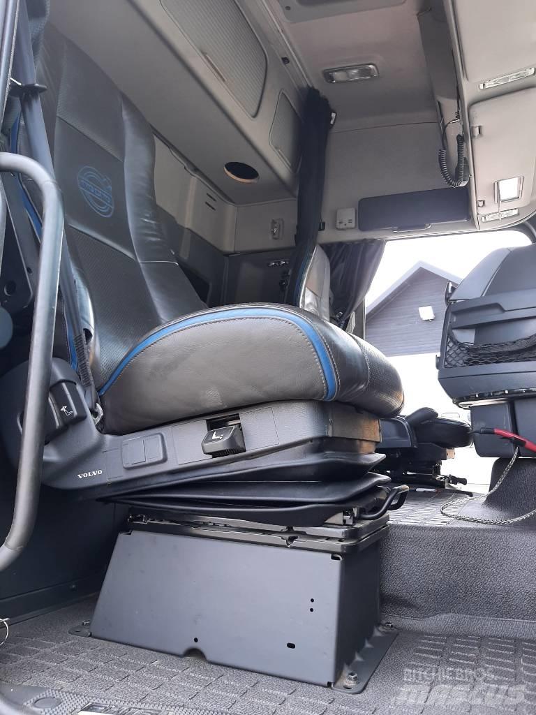 Volvo FH 16 Camion pentru lemne