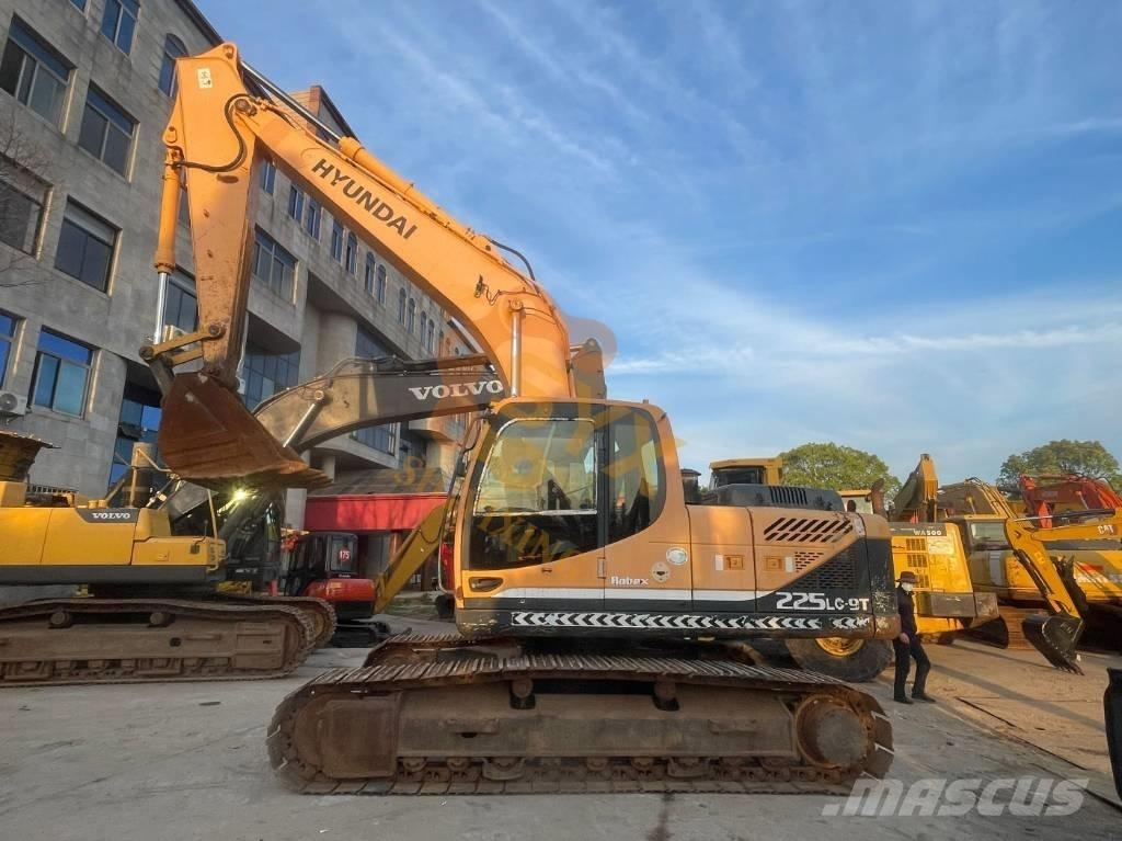 Hyundai Robex 225 Excavatoare pe șenile
