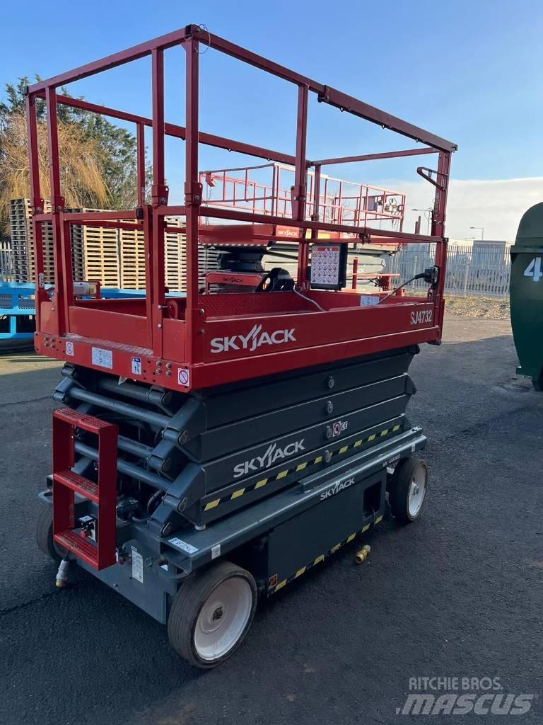 SkyJack SJ 4732 Platforme foarfeca