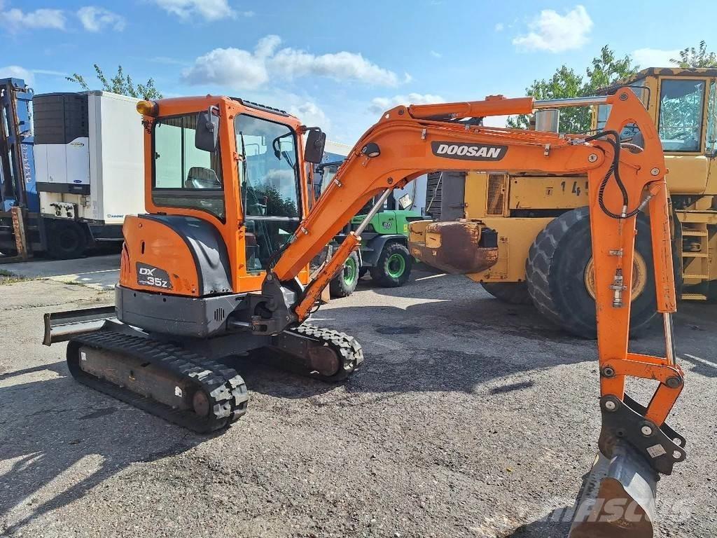 Doosan DX35Z Mini excavatoare < 7t