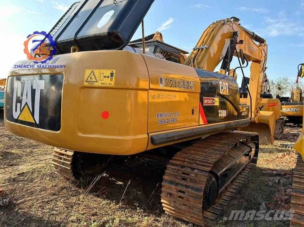 CAT 330 D2 LC Excavatoare pe șenile
