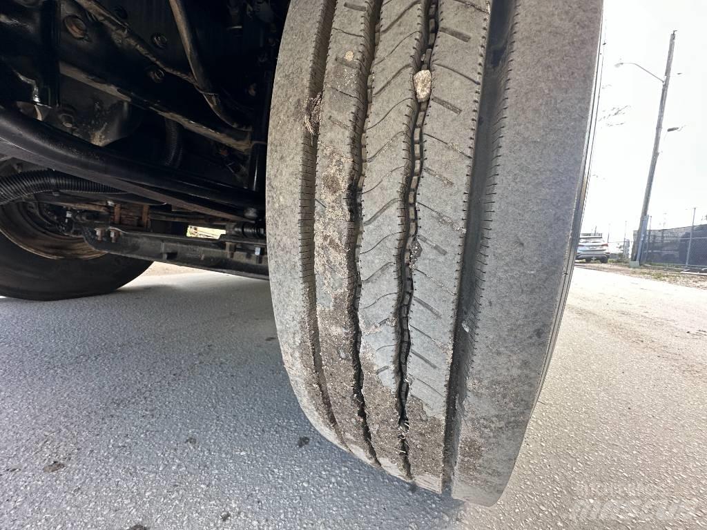 Ford F 750 XLT Cisterne