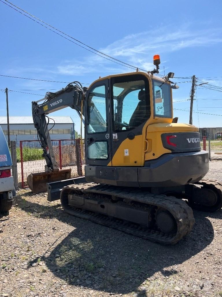 Volvo ECR88D Excavatoare 7t - 12t