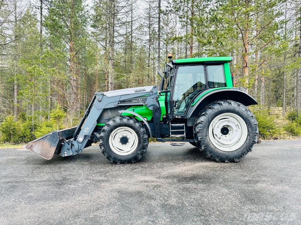 Valtra T 131 Tractoare