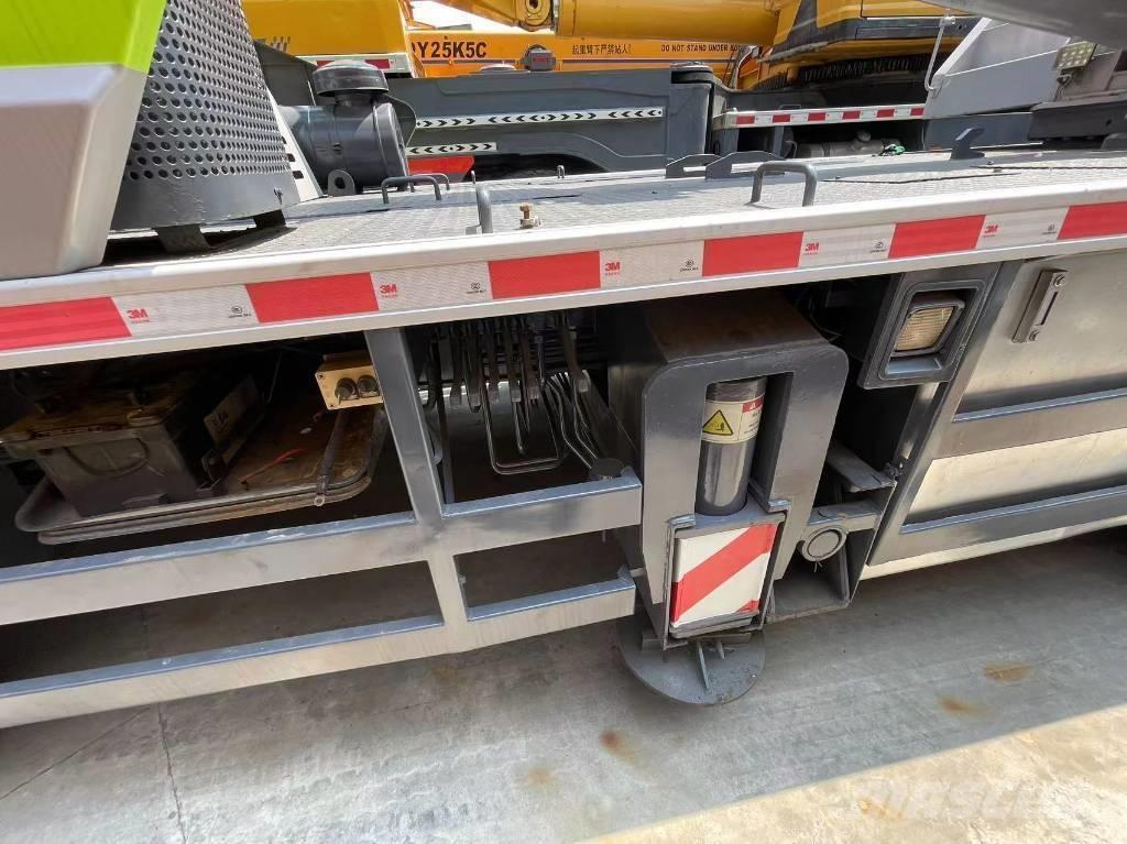 Zoomlion ZTC251V Dispozitive de ridicare / lifturi pentru diferite materiale
