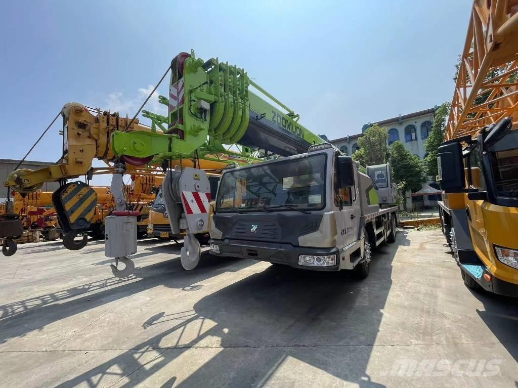 Zoomlion ZTC251V Dispozitive de ridicare / lifturi pentru diferite materiale