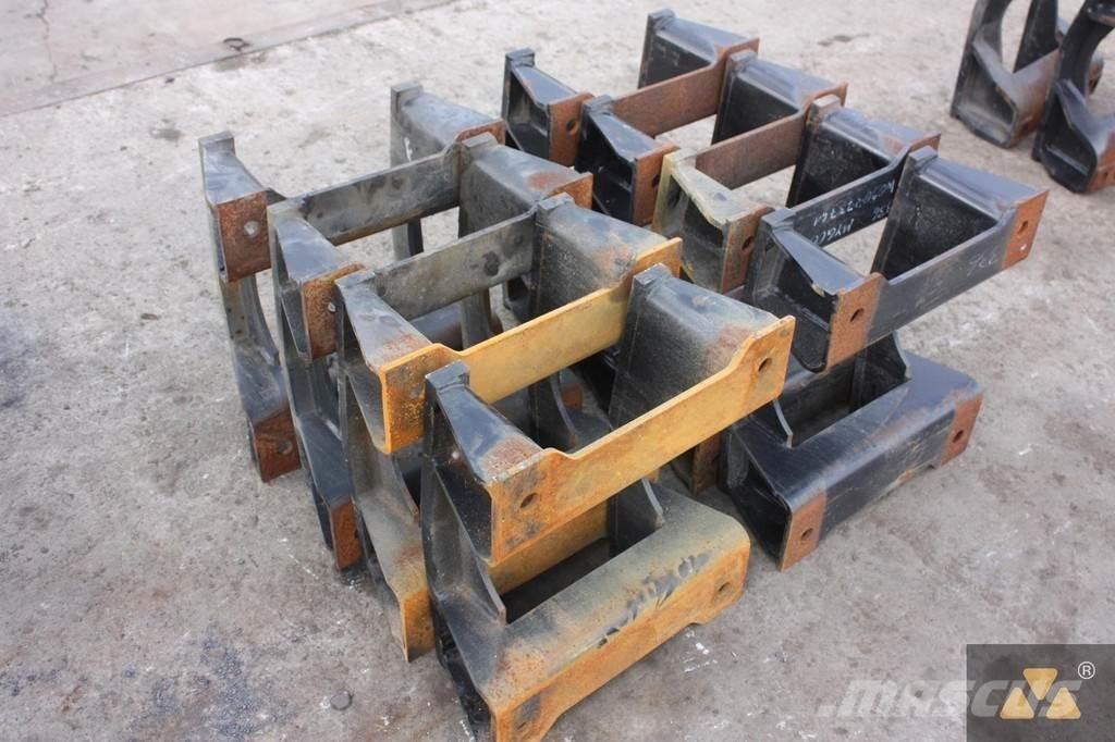 CAT Trackguards Sasiuri si suspensii