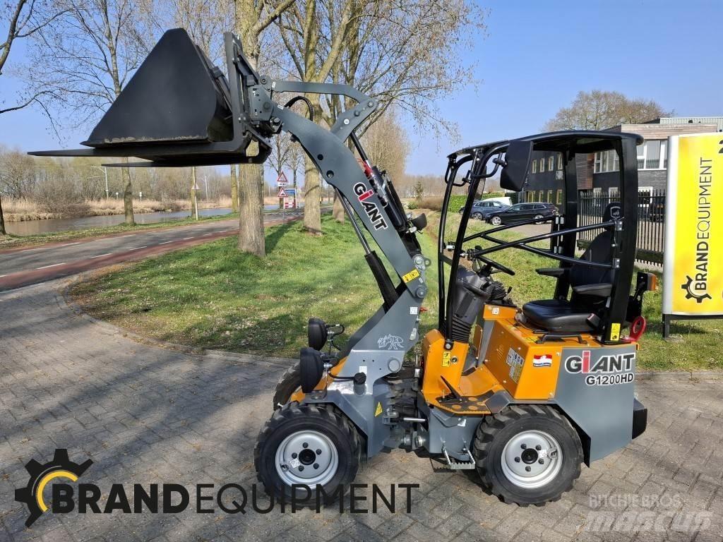 GiANT G1200HD Incarcator pe pneuri