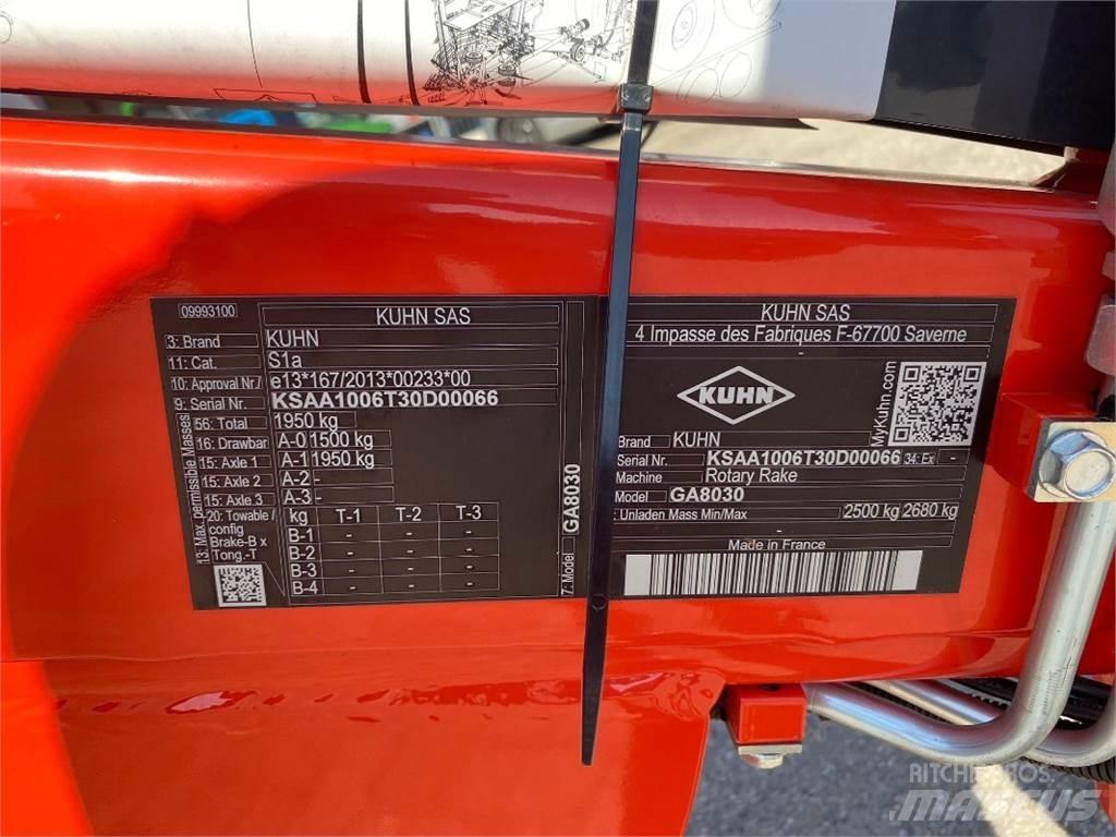 Kuhn GA8030 Utilaj de răvăşit fân