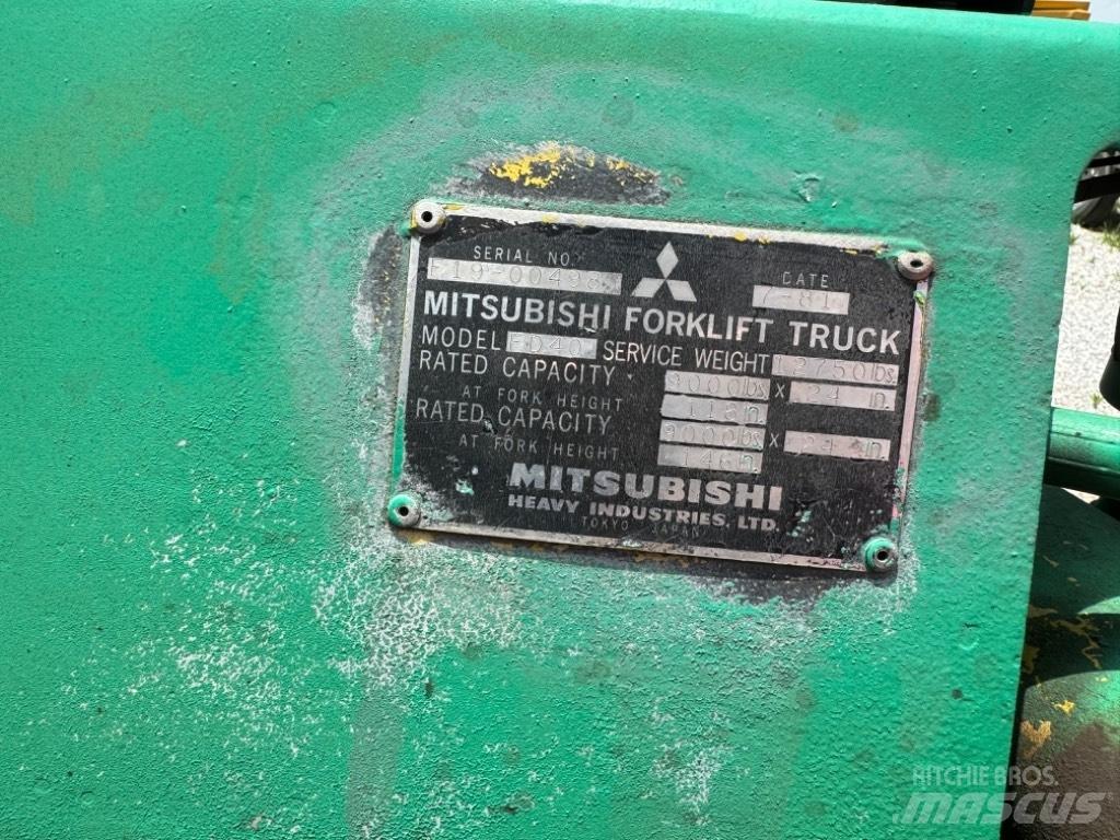 Mitsubishi FD40 Strivuitoare-altele