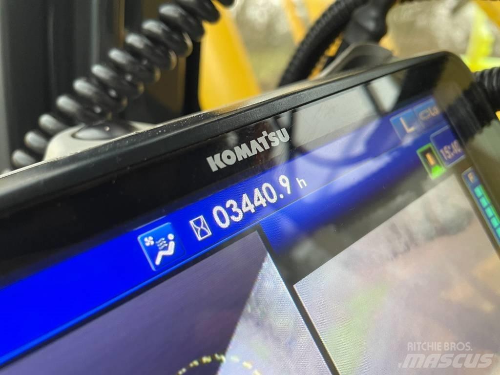 Komatsu PC 138 Excavatoare cu brat lung