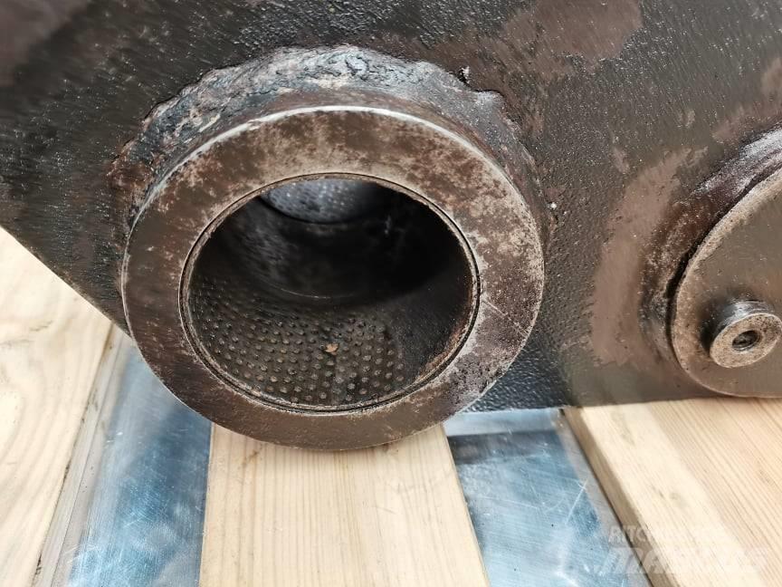 CAT TH 336 {Kiwak} Brate si cilindri