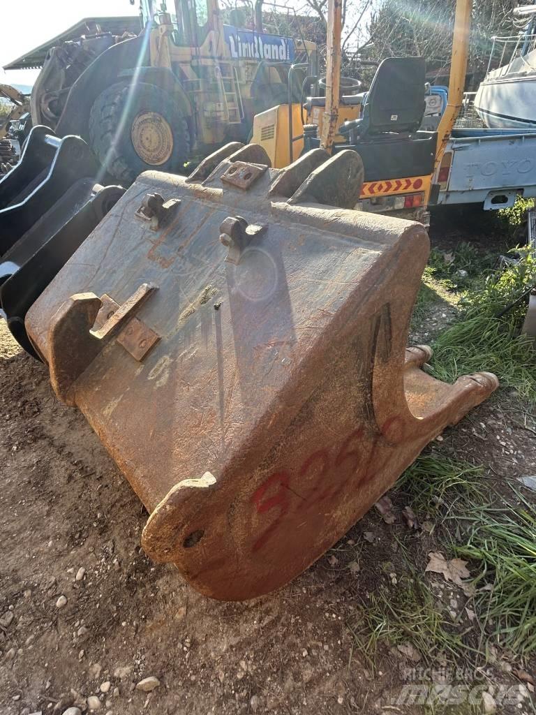 CAT 325 D L Excavatoare pe șenile
