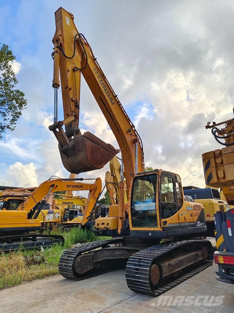 Hyundai R 220LC-9S Excavatoare pe șenile
