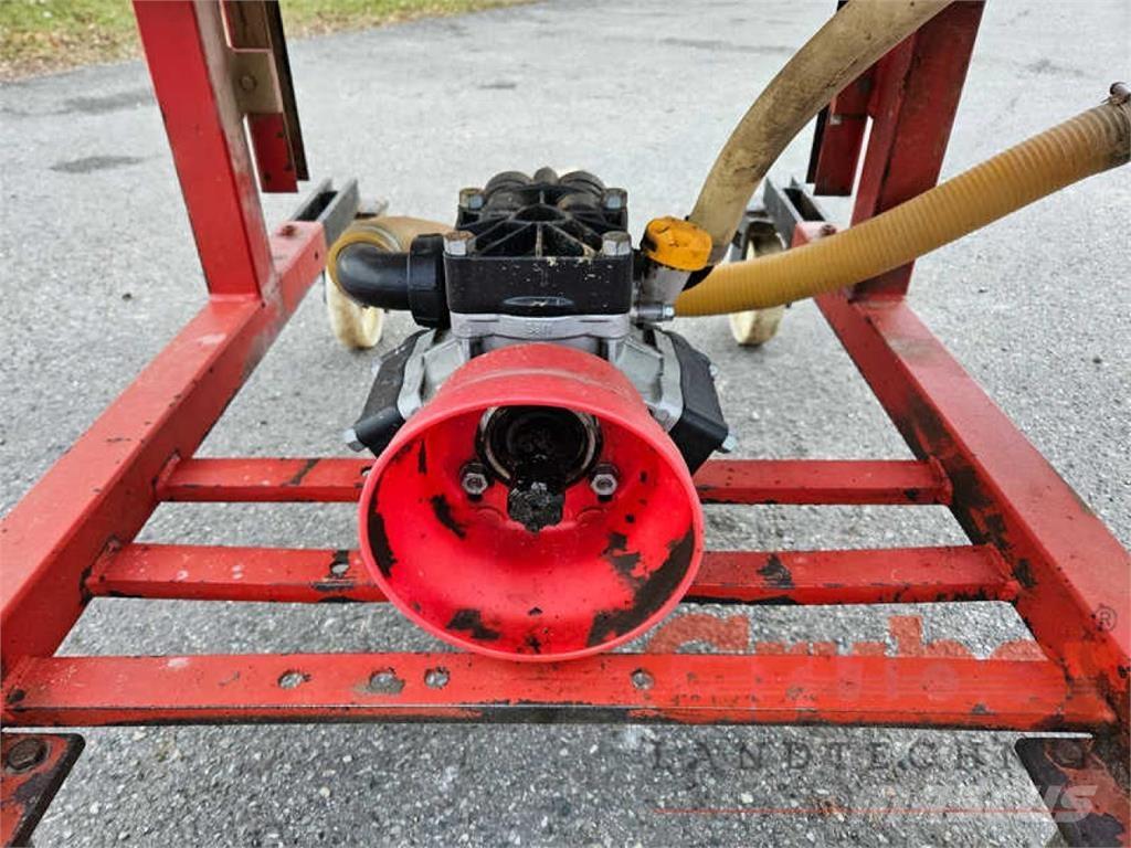 Schmotzer 800 l Tractoare agricole sprayers