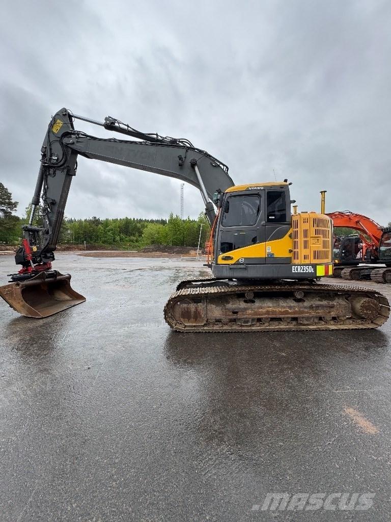 Volvo ECR 235 DL Excavatoare pe șenile
