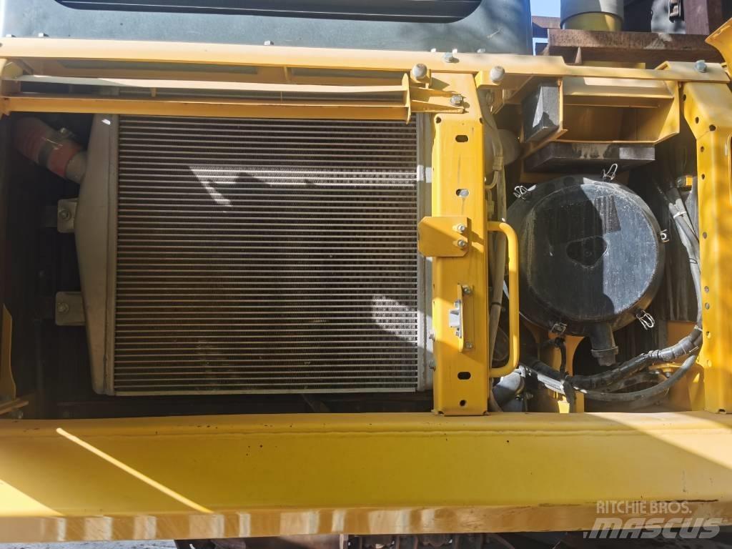 Komatsu PC 460-8 Excavatoare pe șenile

