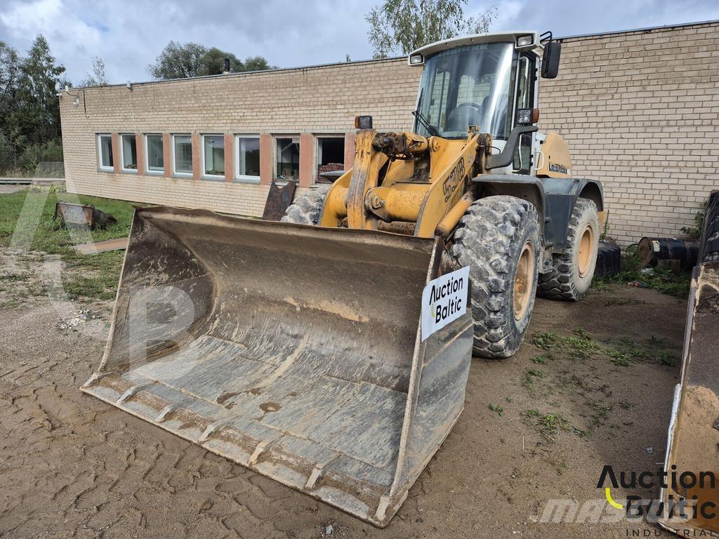 Liebherr L 538 Incarcator pe pneuri