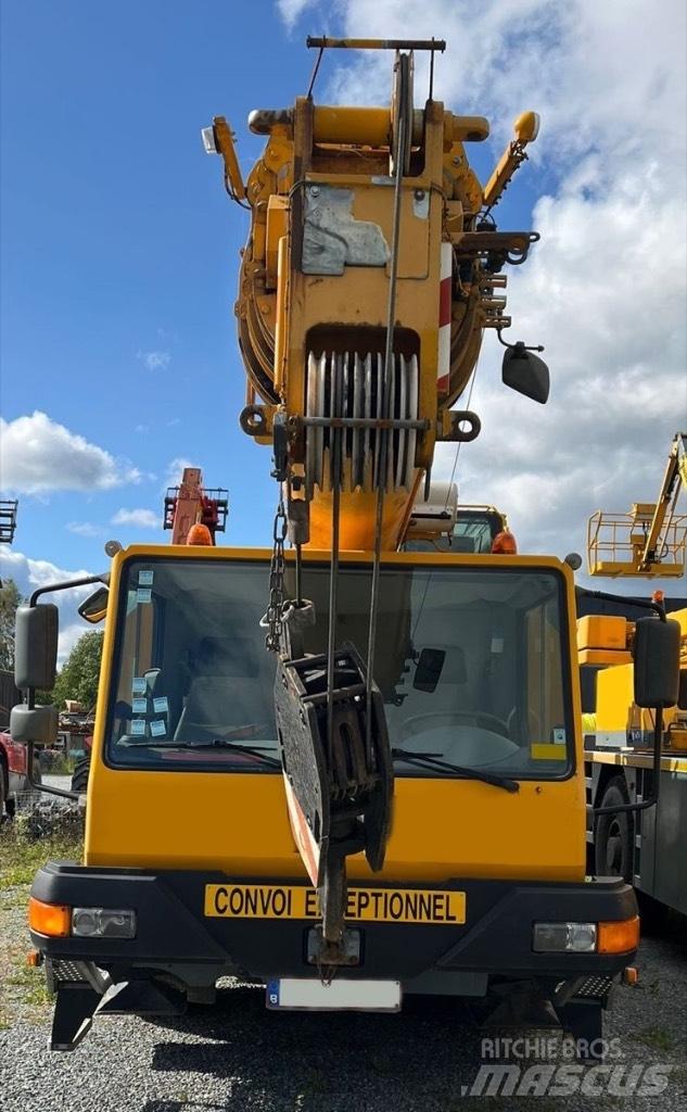Liebherr LTM 1030-2 Macara teren accidentat