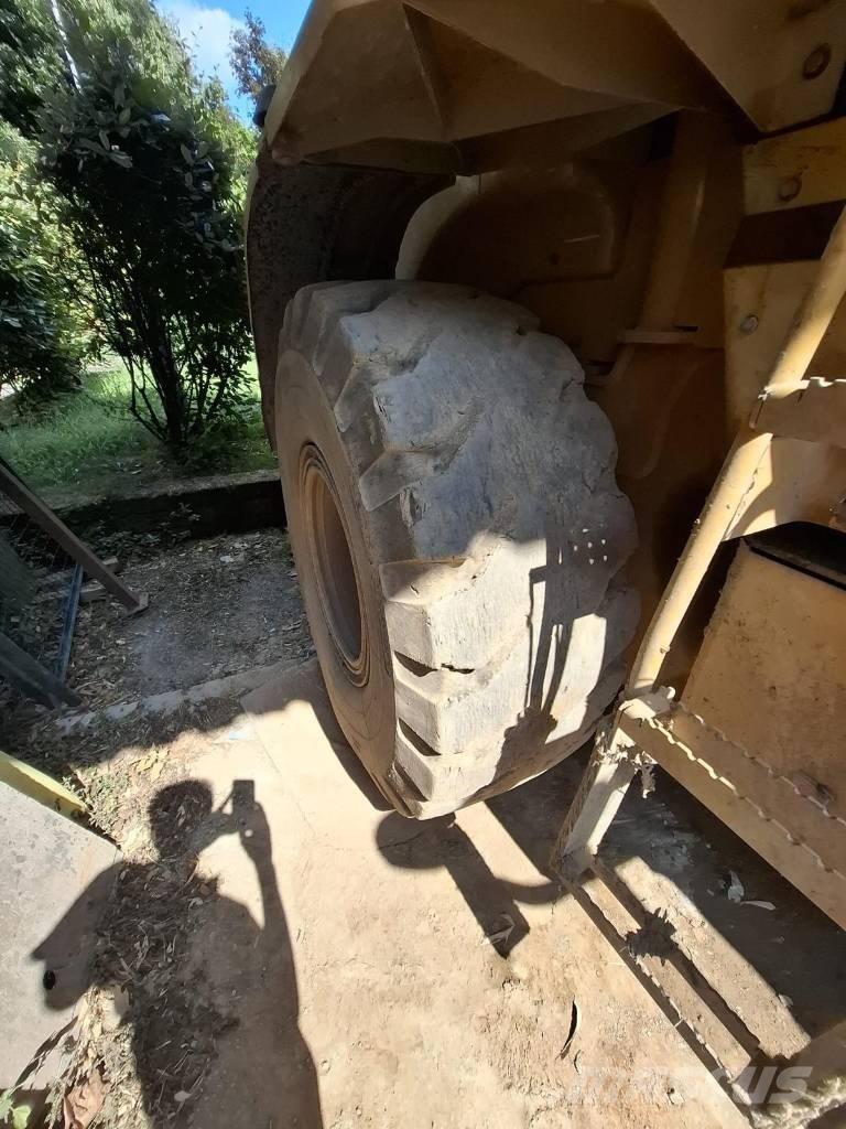 CAT 930 G Incarcator pe pneuri