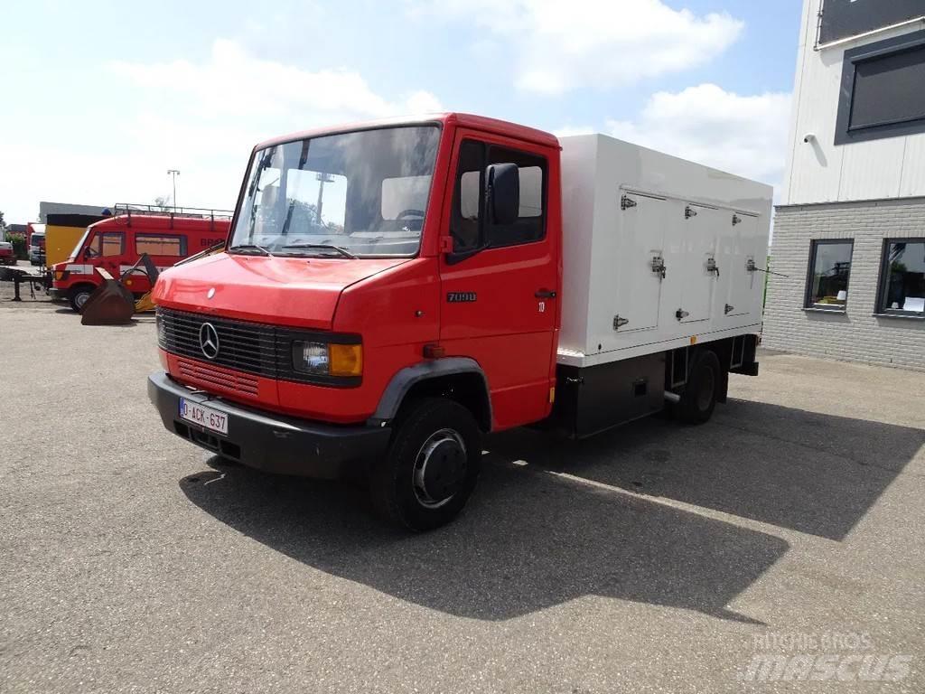 Mercedes-Benz 709D Camion cu control de temperatura