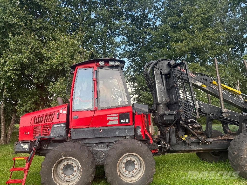 Komatsu 845 Transportoare