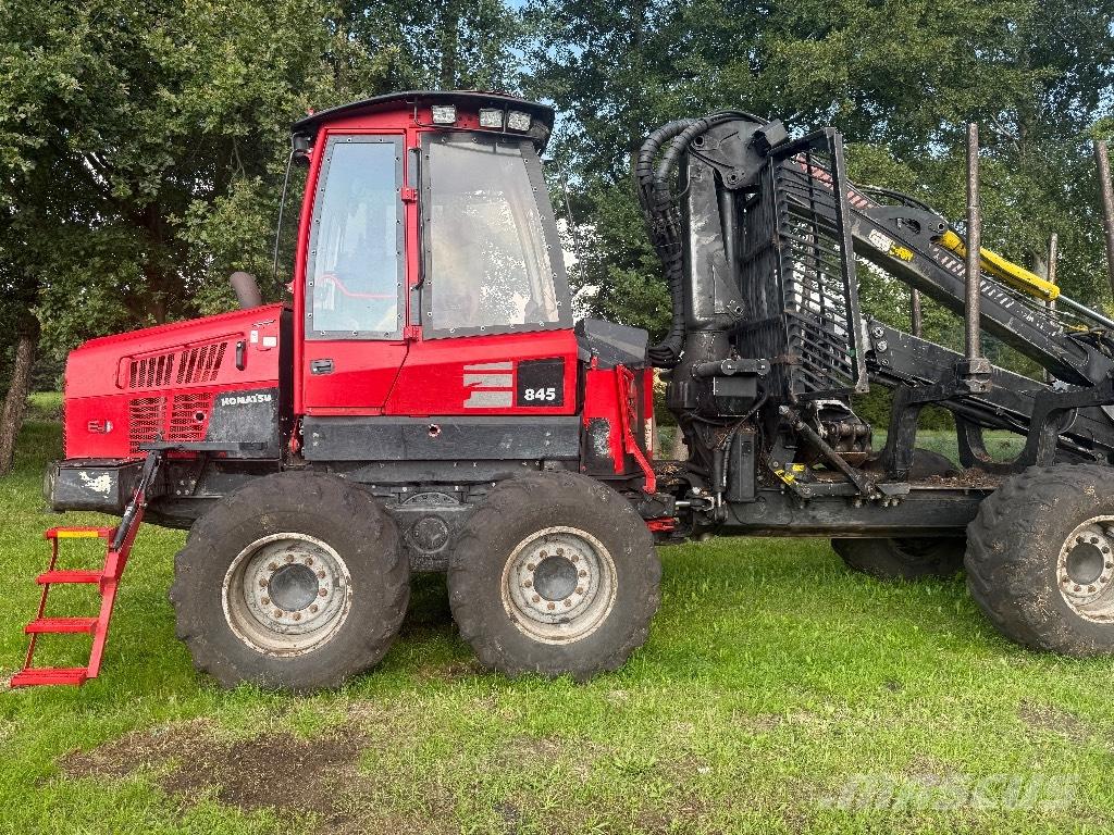 Komatsu 845 Transportoare