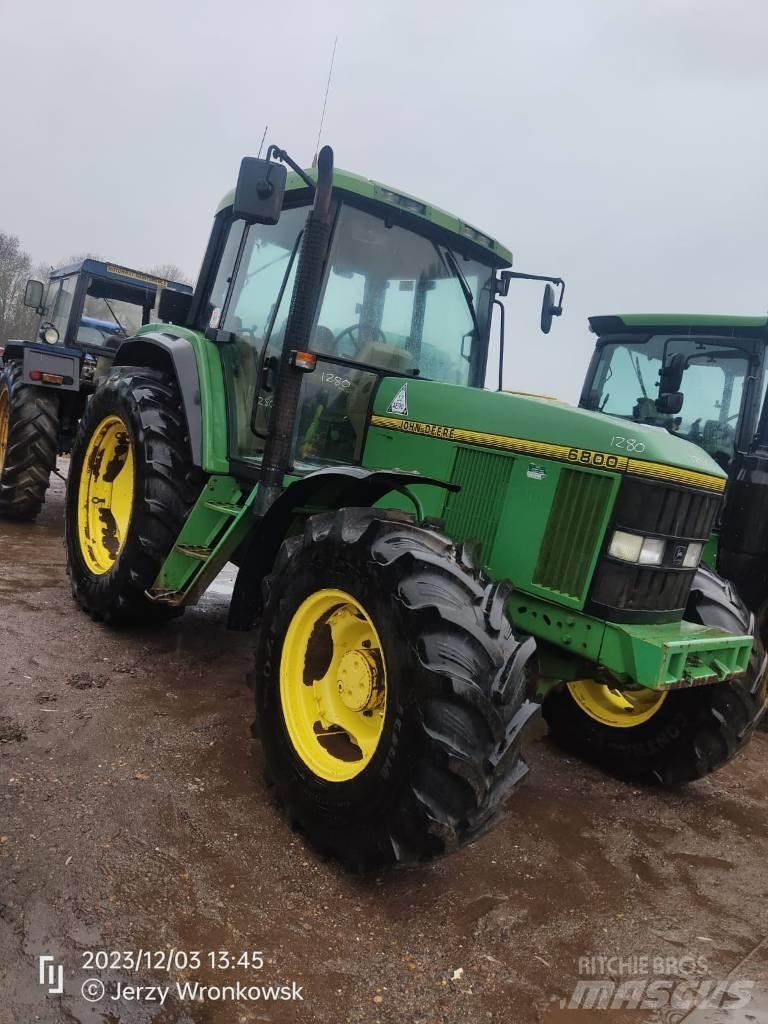 John Deere 6800 Tractoare