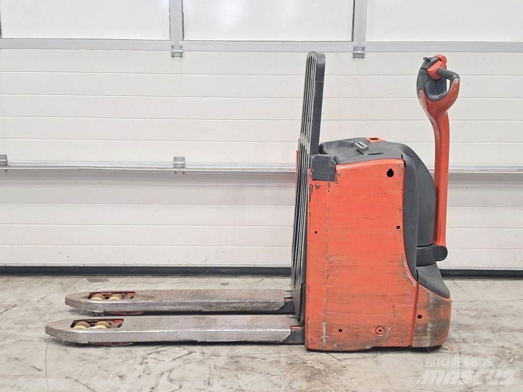 Linde T16L Transpaleta electica cu furca
