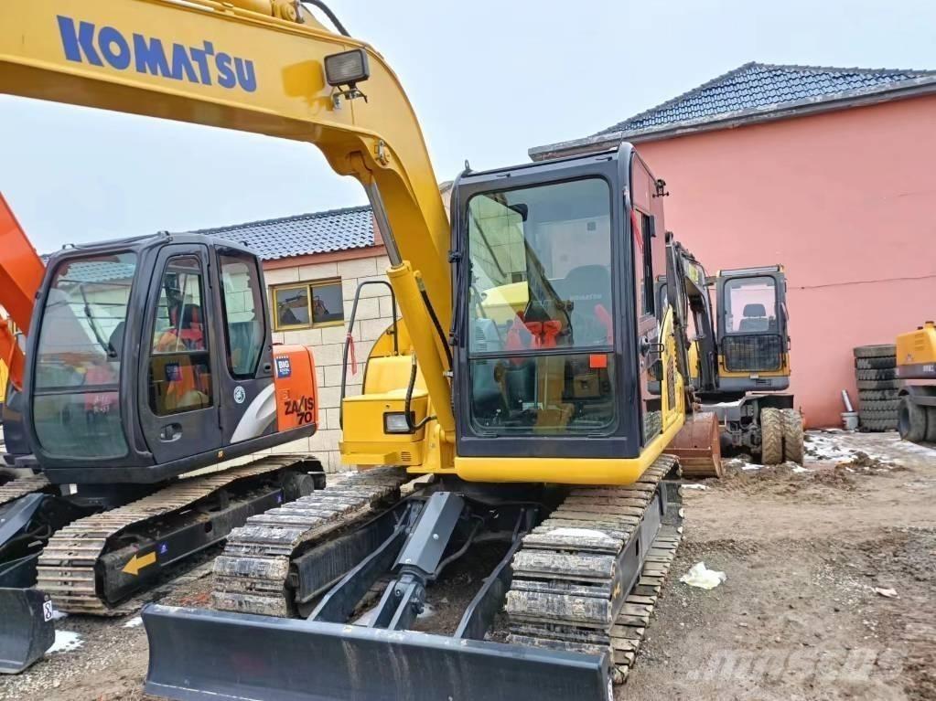 Komatsu PC 70-8 Excavatoare pe șenile
