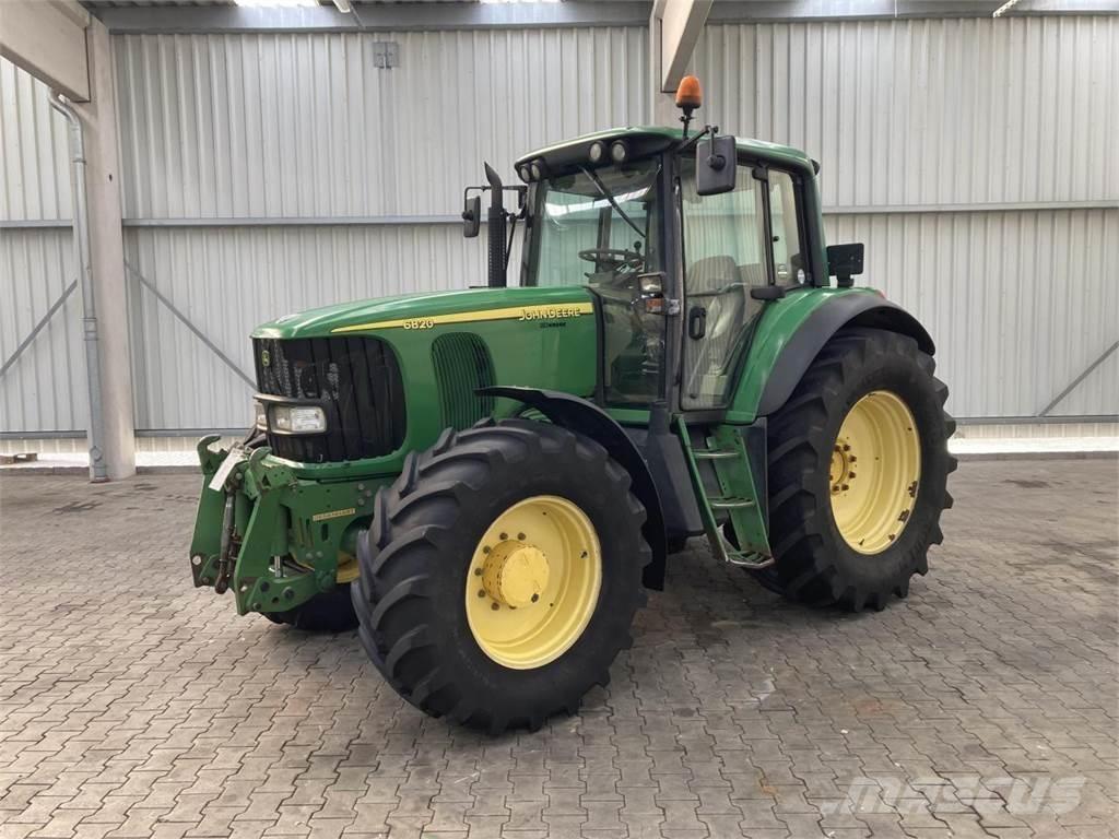 John Deere 6820 Tractoare