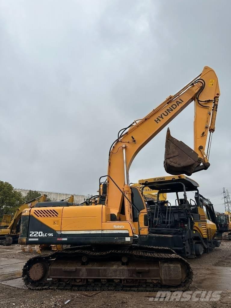 Hyundai 220LC-9S Excavatoare pe șenile
