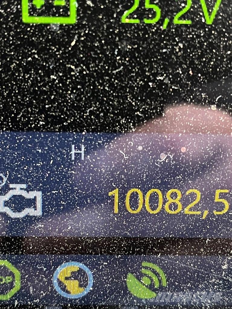 Komatsu 875 Transportoare