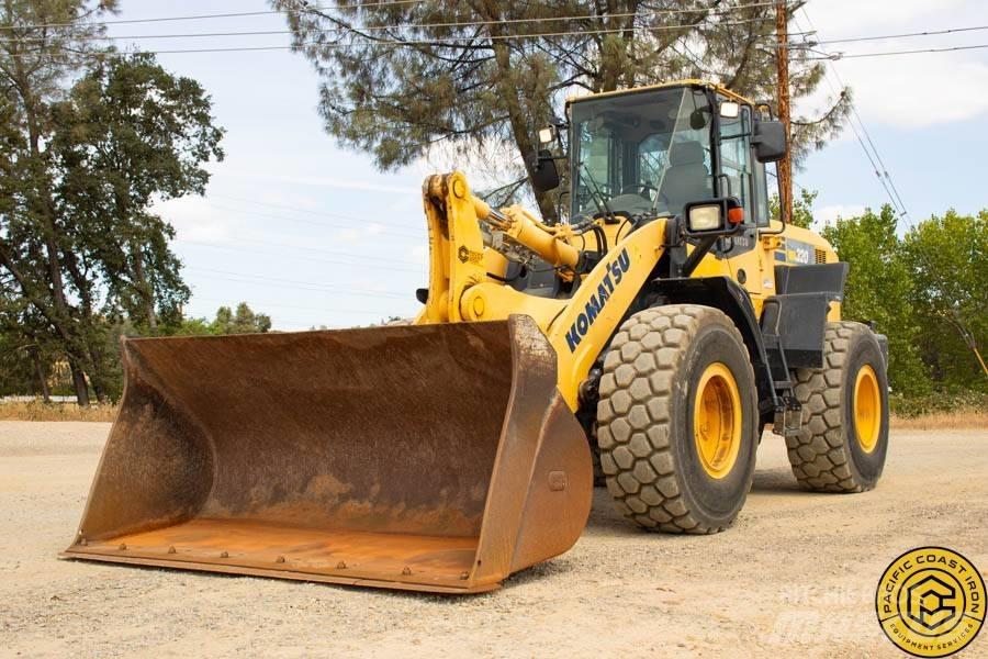 Komatsu WA 320-7 Incarcator pe pneuri