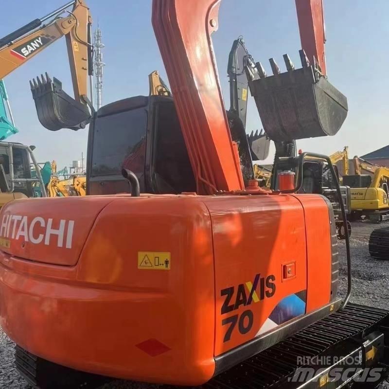 Hitachi ZX 70 Mini excavatoare < 7t