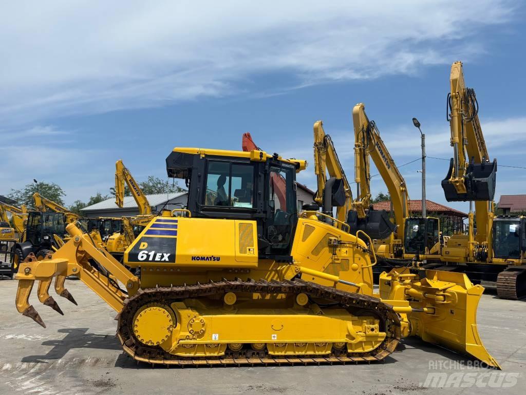 Komatsu D61EX-24E0 Buldozere pe senile