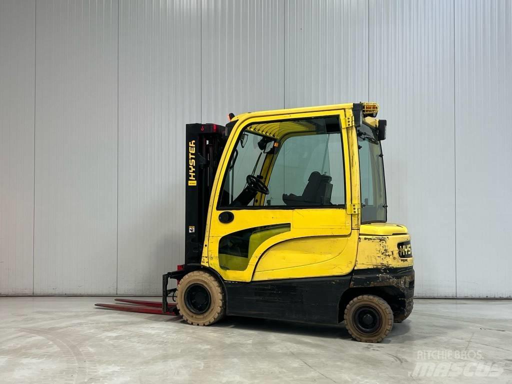 Hyster J2.5XN Stivuitor electric
