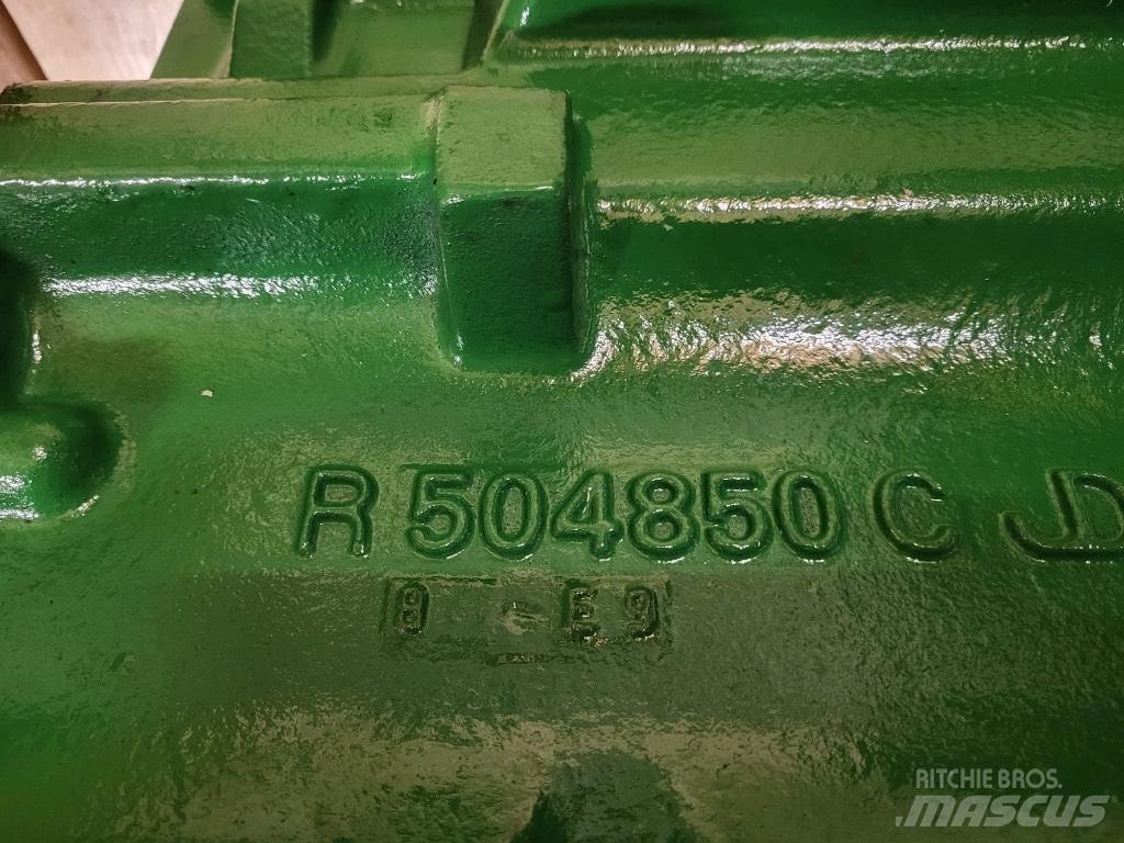 John Deere 6068 Tractoare