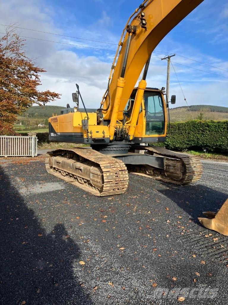 Hyundai 380-9 Excavatoare pe șenile
